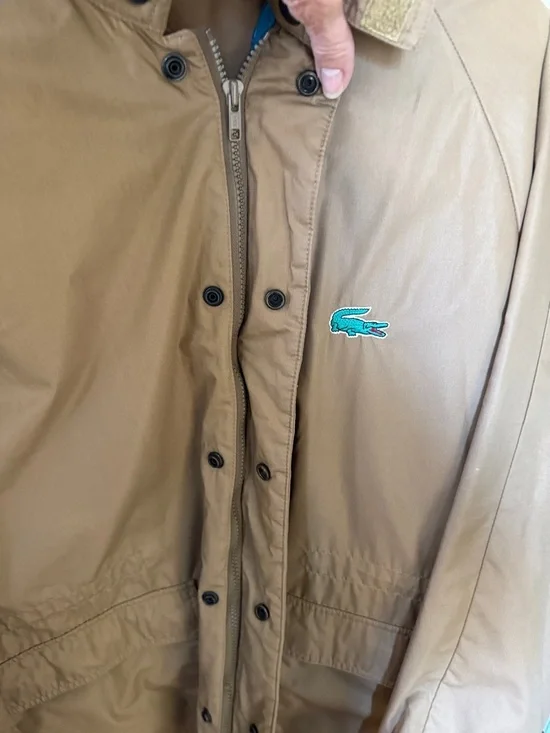 Lacoste Men's Tan Lightweight Raincoat/parka with Green Crocodile Logo - Picture 3 of 12